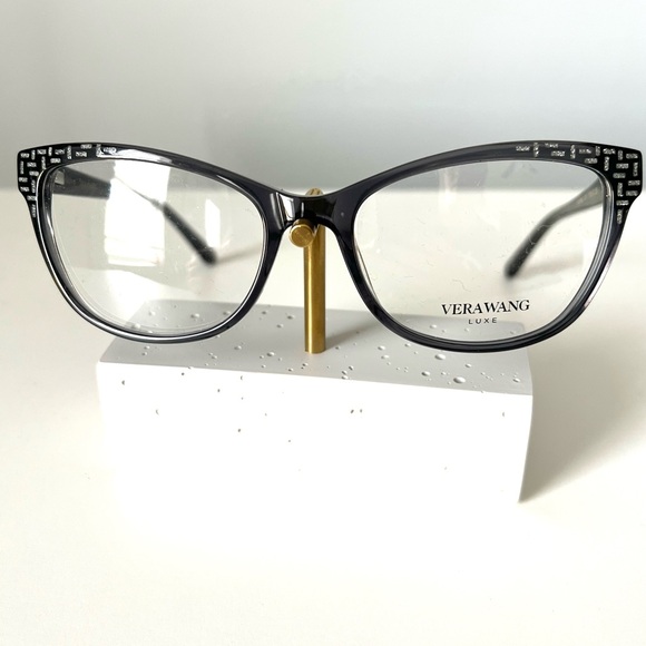 Vera Wang Accessories - Vera Wang Marianna Dove. Fantastic Bling! New! 52-17-135